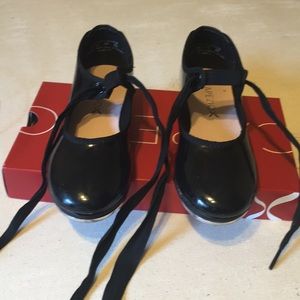 Capezio black tap shoes toddler size 12 W